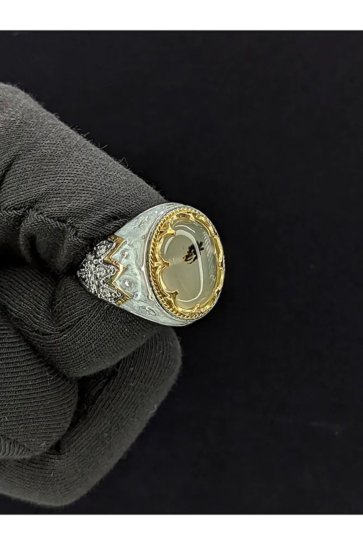 Beyaz Mineli Yemen Akik Taşlı 925 Ayar Gümüş Yüzük-SN9176