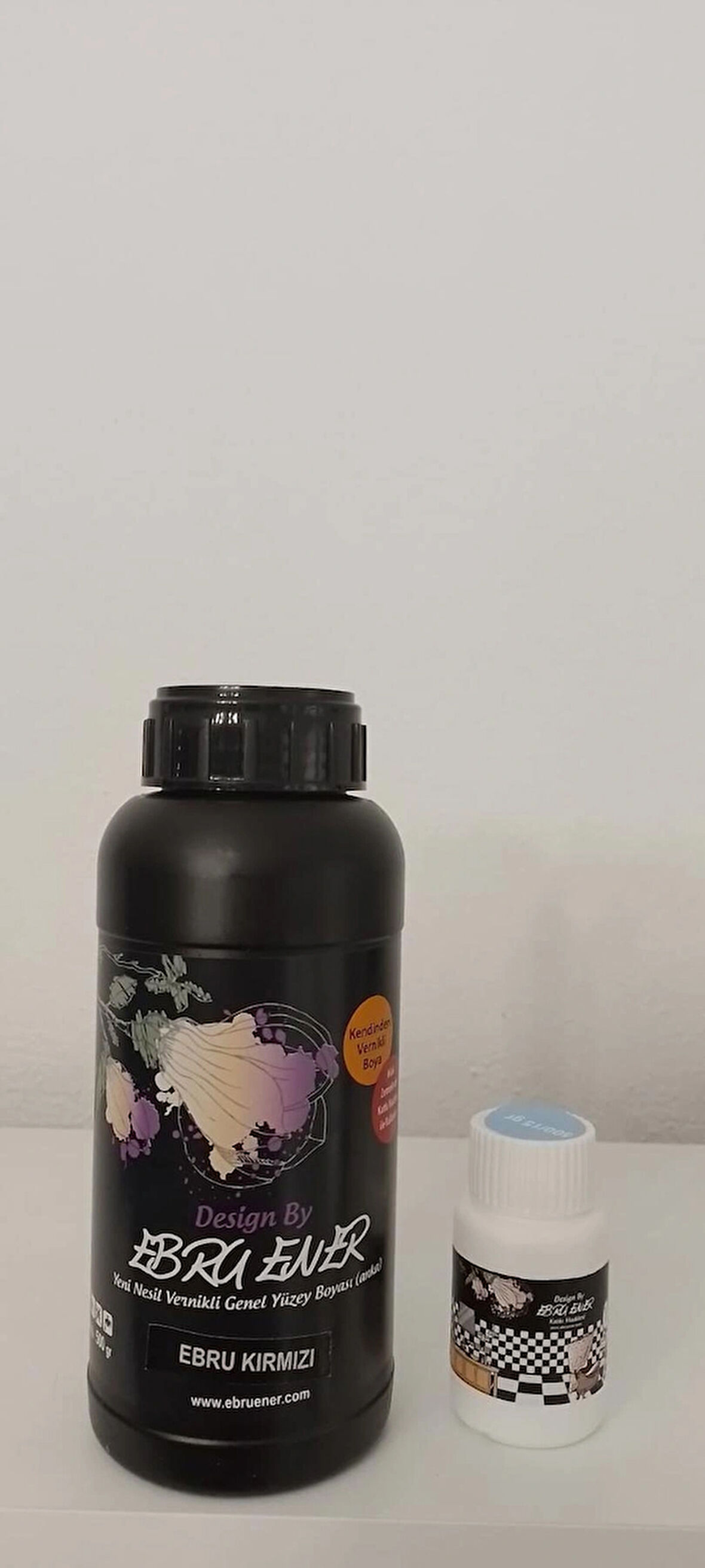 Ebru Ener Anka Vernikli Genel Yüzey Boyası Ebru Kırmızı 500 gr. ve Katkı Maddesi 15 gr.