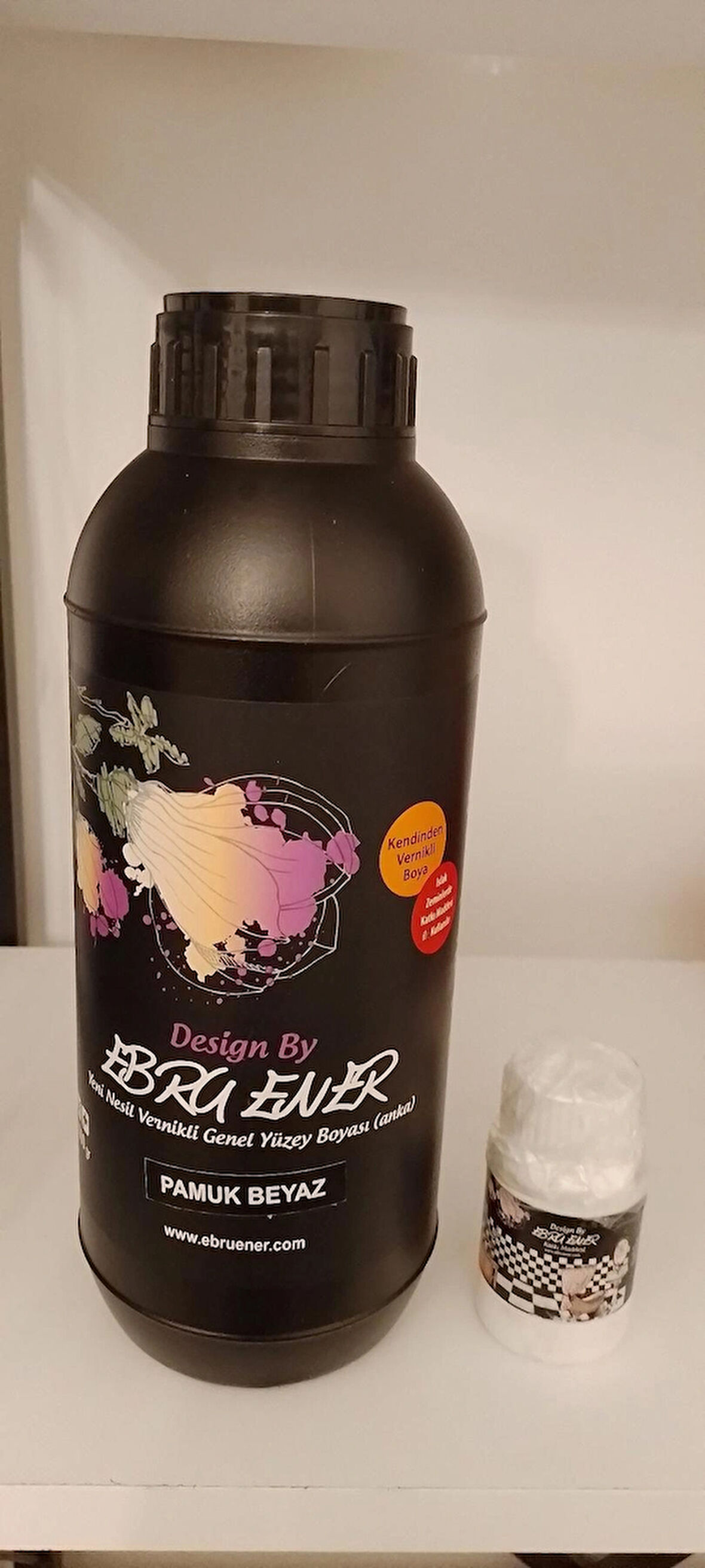 Ebru Ener Anka Vernikli Genel Yüzey Boyası Pamuk Beyaz 1 kg. ve Katkı Maddesi 30 gr.