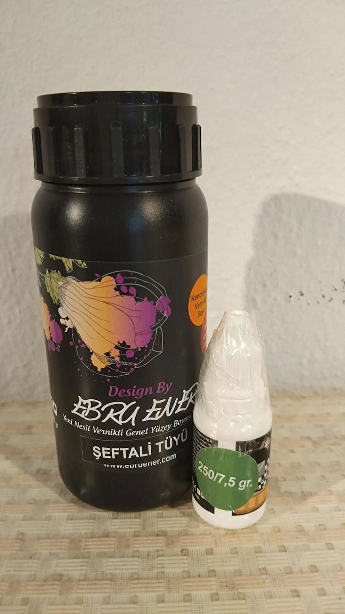 Ebru Ener Anka Vernikli Genel Yüzey Boyası Şeftali Tüyü 250 gr. ve Katkı Maddesi 7,5 gr.