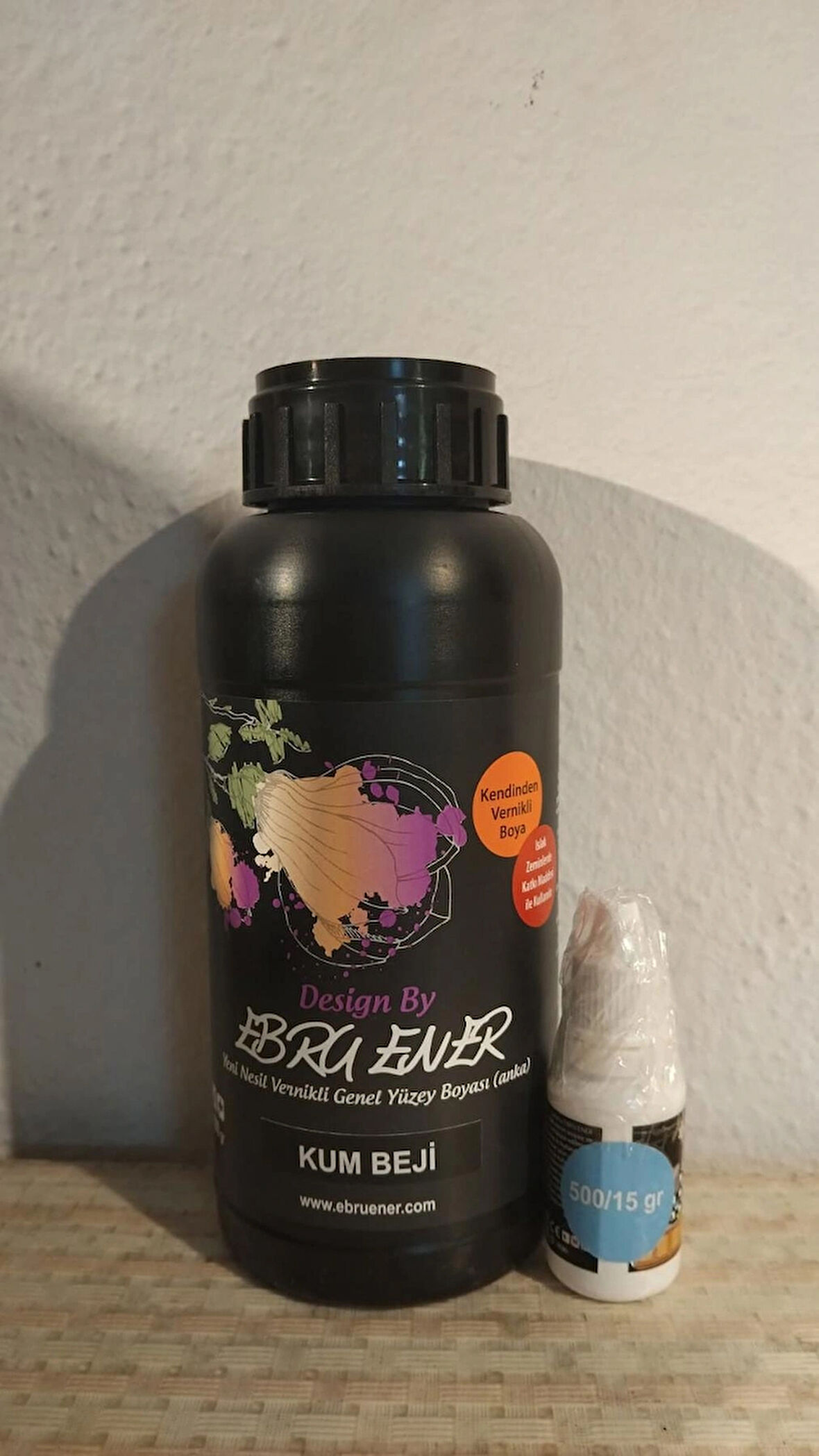 Ebru Ener Anka Vernikli Genel Yüzey Boyası Kum Beji 500 gr. ve Katkı Maddesi 15 gr.