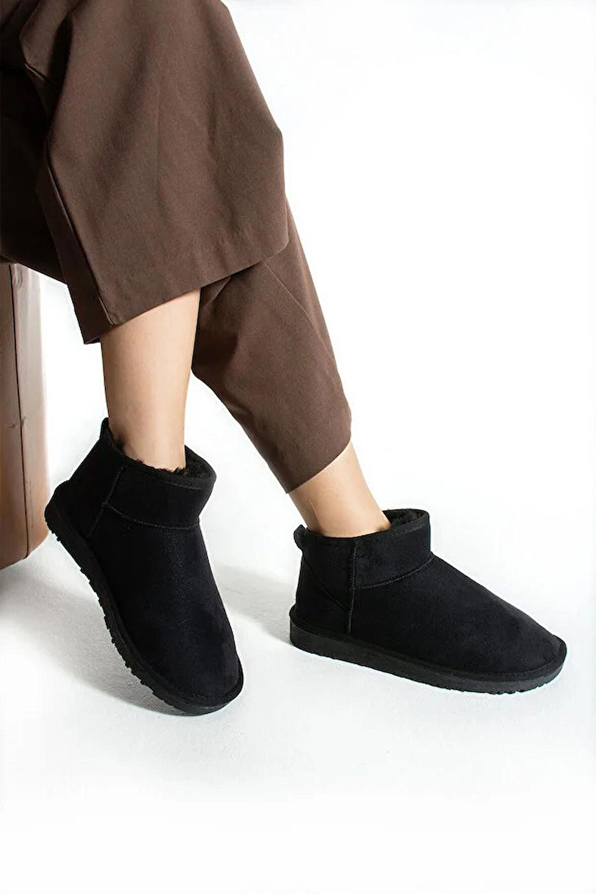 Moscow Mini Taba Süet Yarım Bot Içi Tüylü Düz Taban Kadın Ayakkabı