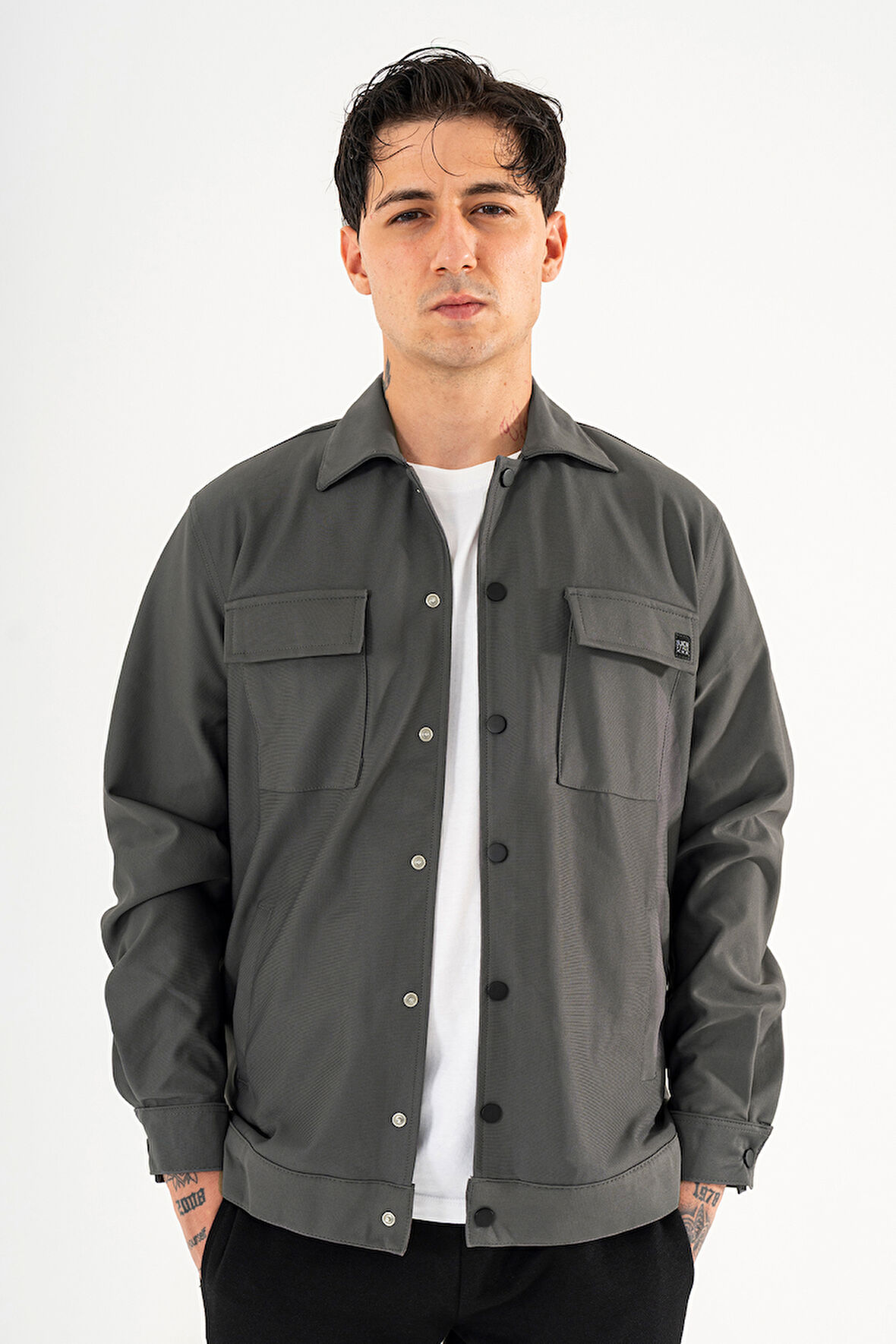 Erkek FRahat Kesim Gömlek Ceket Kapaklı Çift Cepli Çıtçıtlı