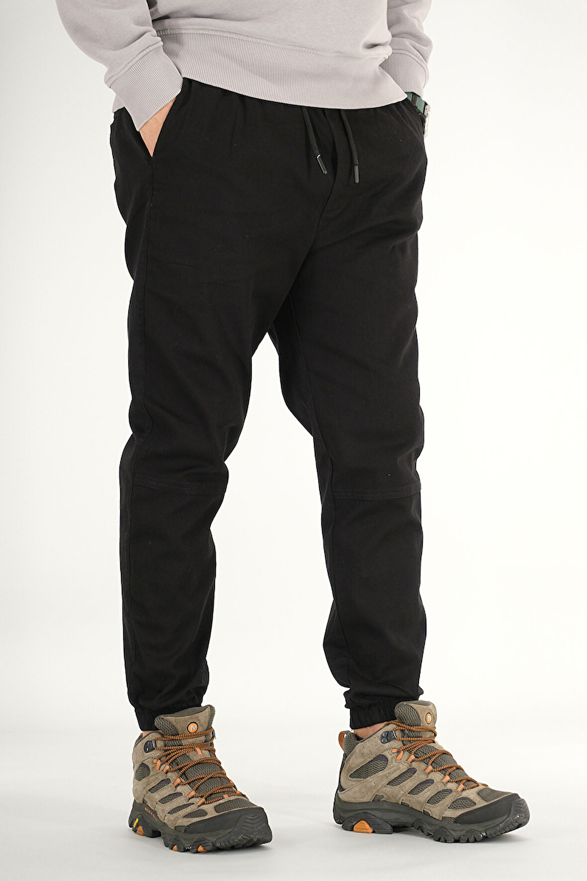 Erkek Siyah Jogger Pantolon Rahat Kesim Pamuklu Lastikli Paça İpli