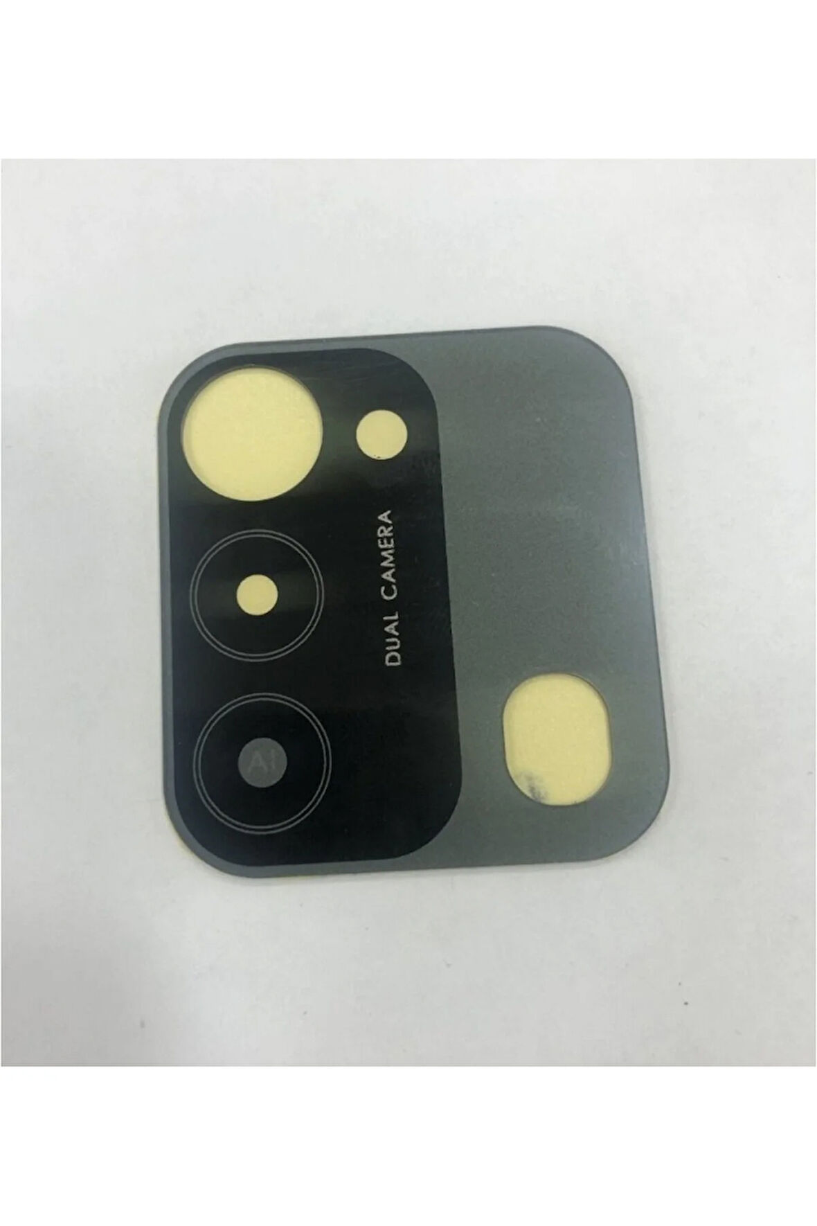 SPARK 8 C Kamera Camı