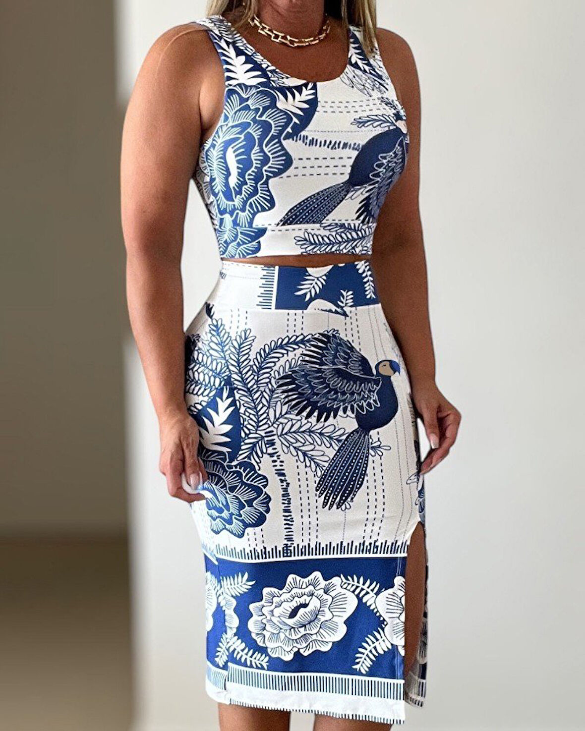 SUPPLİERBY Kadın Sıfır Kollu Yuvarlak Yaka çiçekli Desenli Süprem Crop Ve Yırtmaçlı Etek Ikili Takım