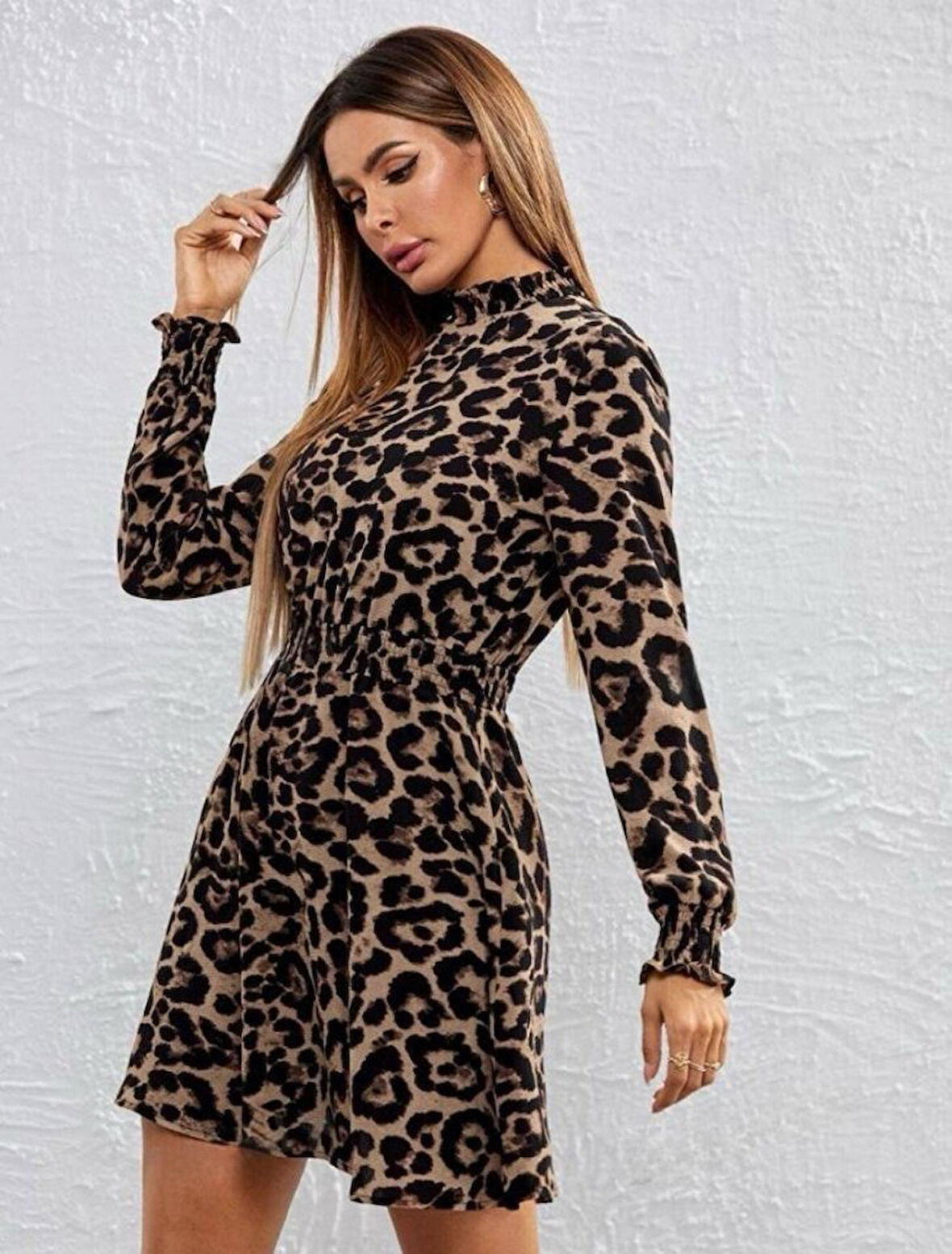 SUPPLİERBY Kadın Yarım Balıkçı Yaka Uzun Kollu Leopar Desen Mini Elbise