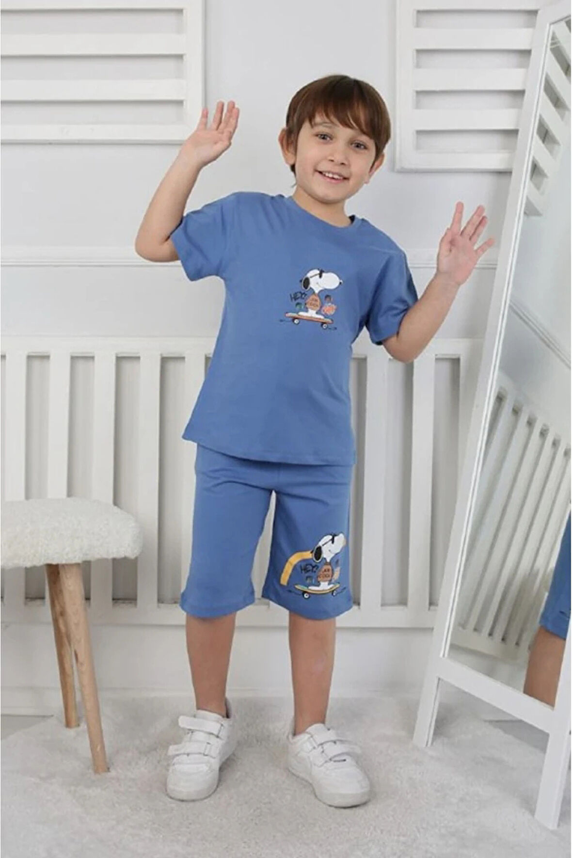 İSOB Mavi Snoopy Desenli %100 Pamuk Erkek Çocuk Kısa Kollu Şortlu Takım 3-12 Yaş 24407-M