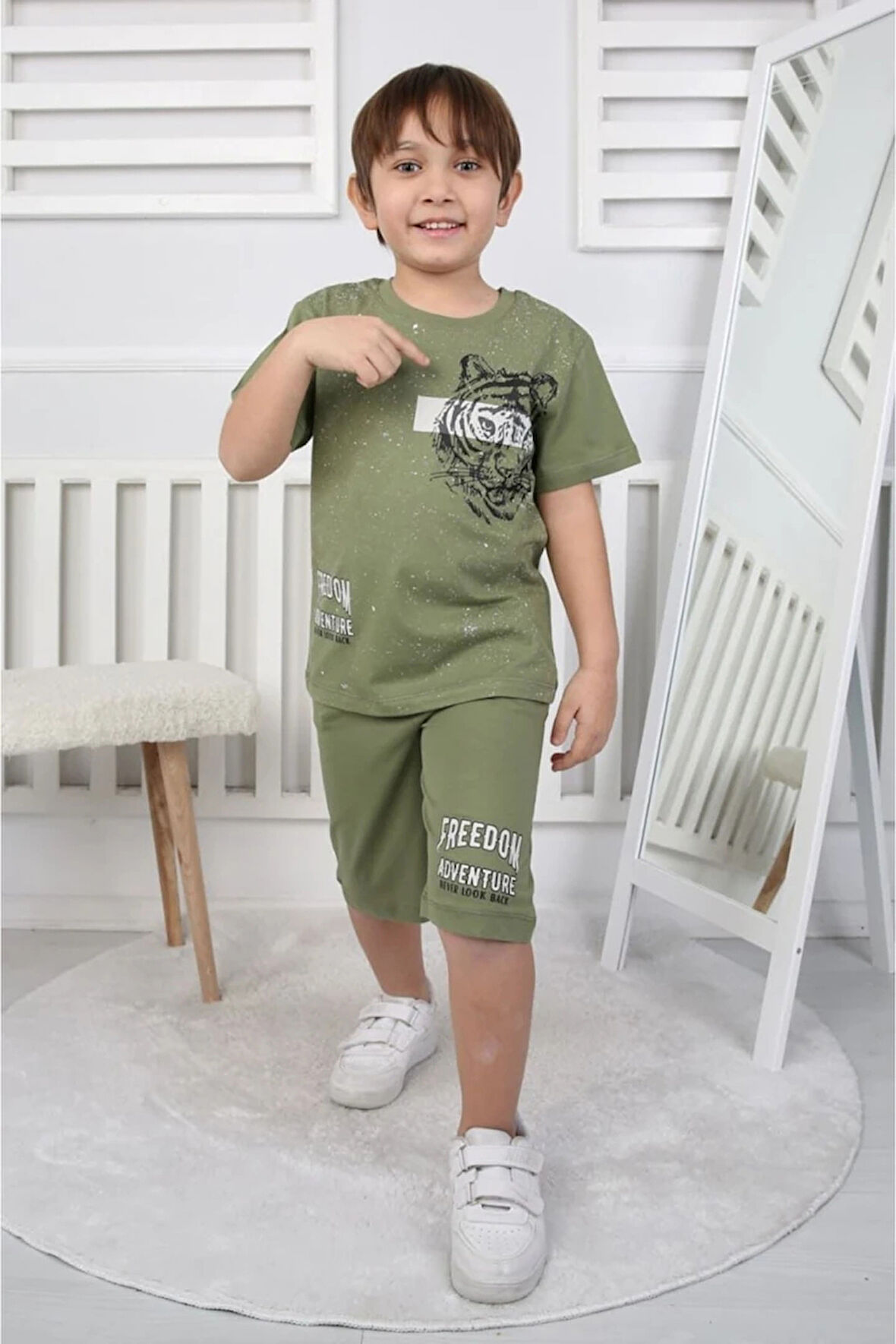 İSOB Yeşil Kaplan Desenli %100 Pamuk Erkek Çocuk Kısa Kollu Şortlu Takım 3-12 Yaş 24411-Y