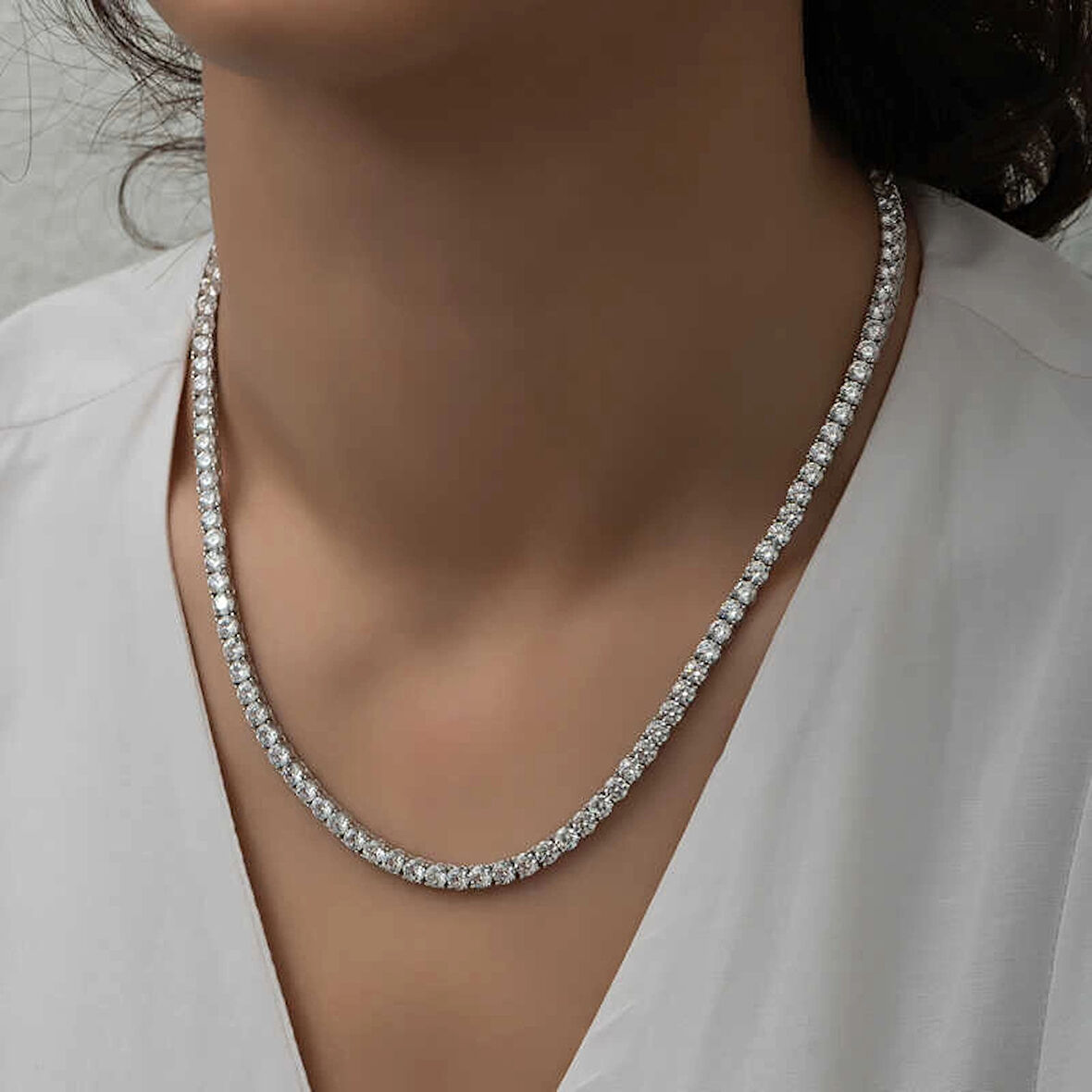 Supertrend Gümüş 4 Mm Beyaz Taşlı Su Yolu Kadın Kolye