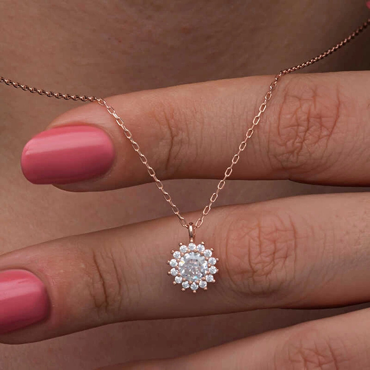 Supertrend Gümüş Rose Minimal Yuvarlak Anturaj Kadın Kolye