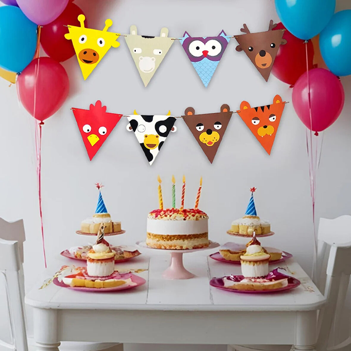 Sevimli Hayvanlar Üçgen Flama