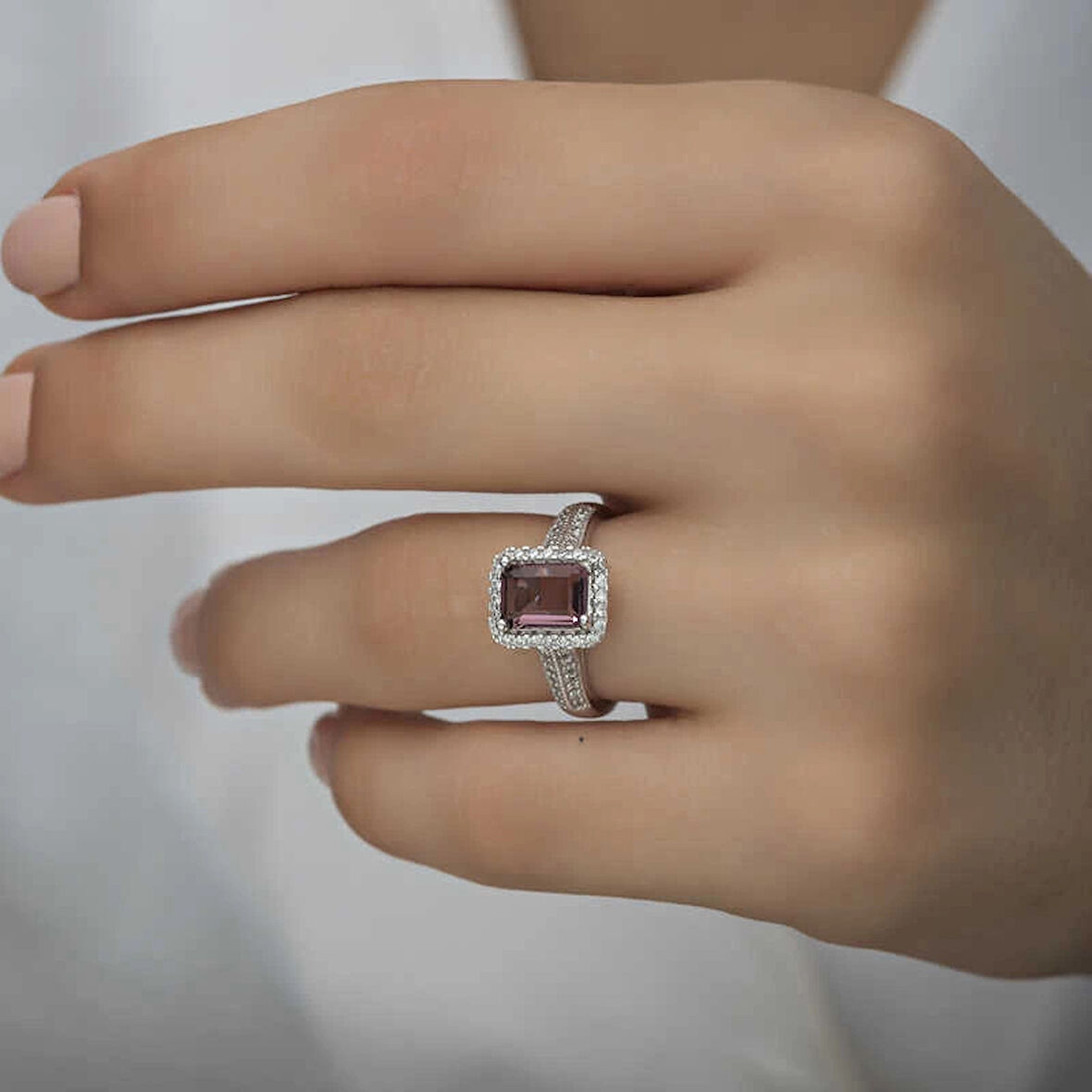 Supertrend Gümüş Mor Baget Taşlı Kadın Yüzük