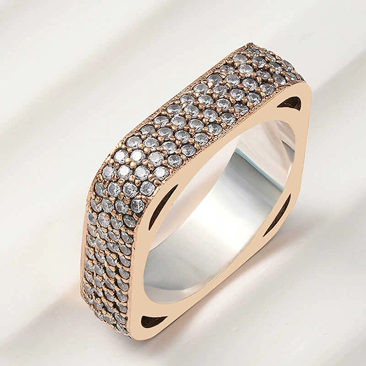 Supertrend Gümüş 4 Sıra Kare Tamtur Kadın Yüzük