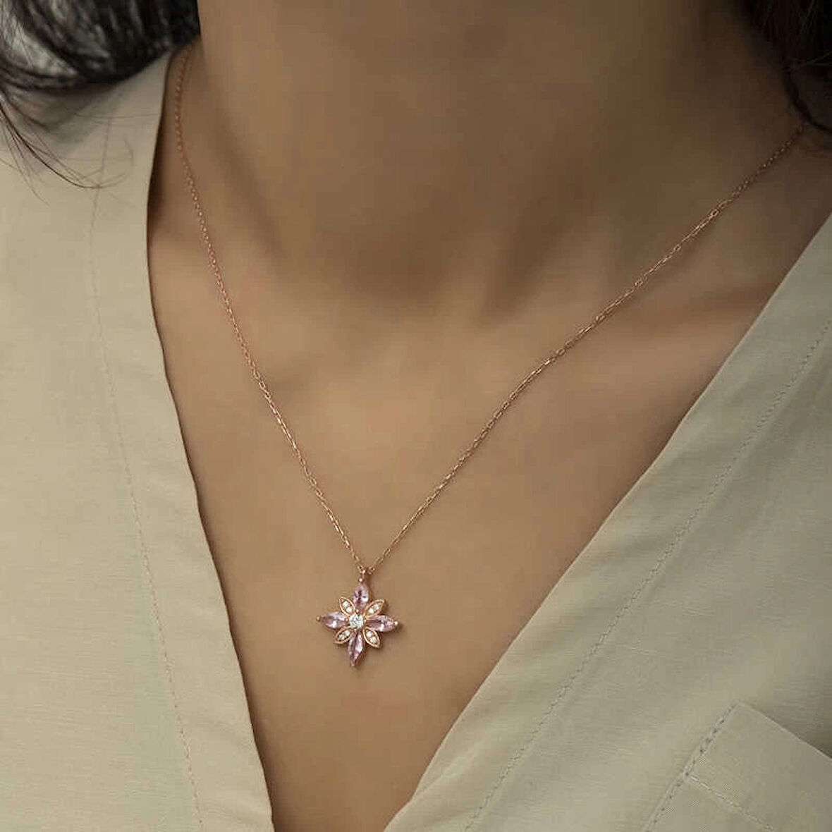 Supertrend Gümüş Rose Pembe Taşlı Umut Çiçeği Kolye
