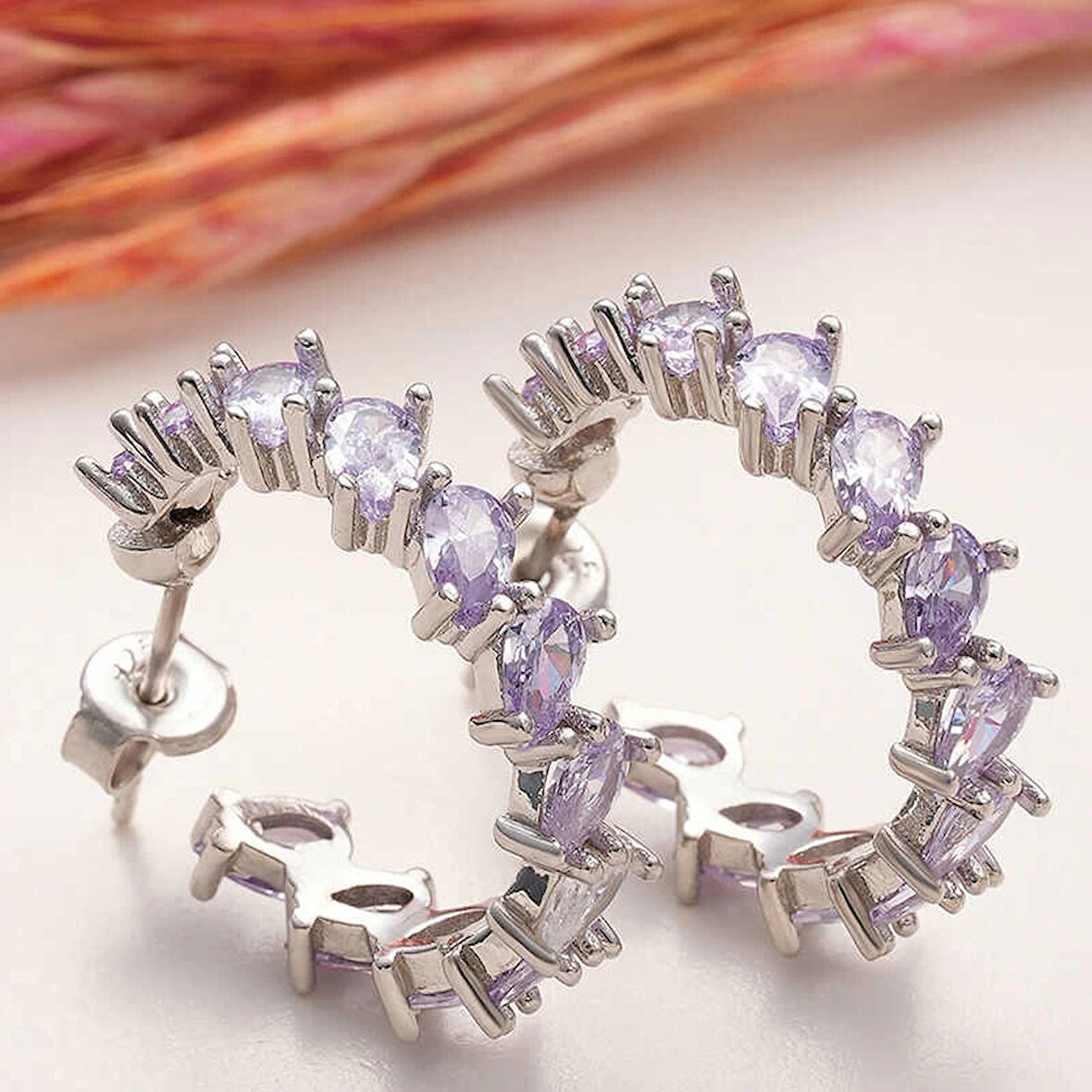 Supertrend Gümüş Lila Taşlı Damla Çivili Kadın Küpe