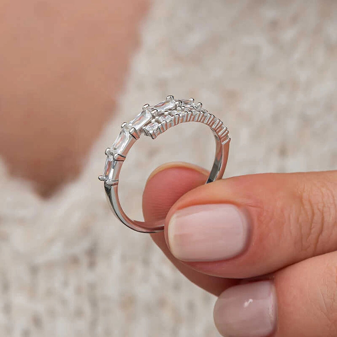 Supertrend Gümüş Baget Taşlı Yarımtur Kadın Yüzük