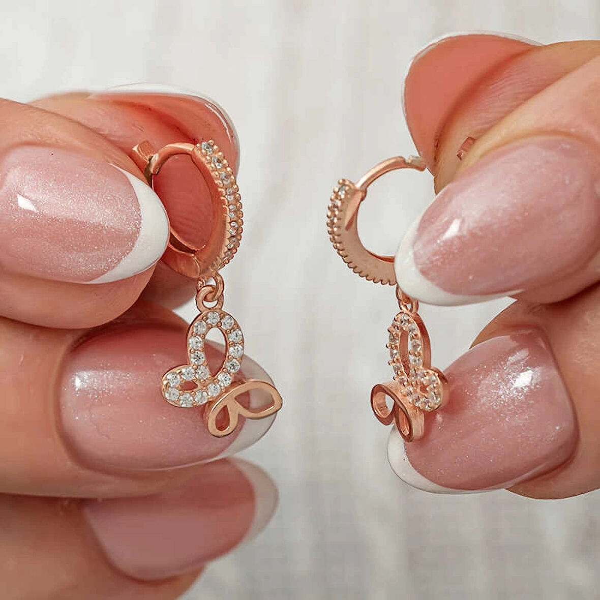 Supertrend Gümüş Sallantılı Rose Kelebek Kadın Küpe