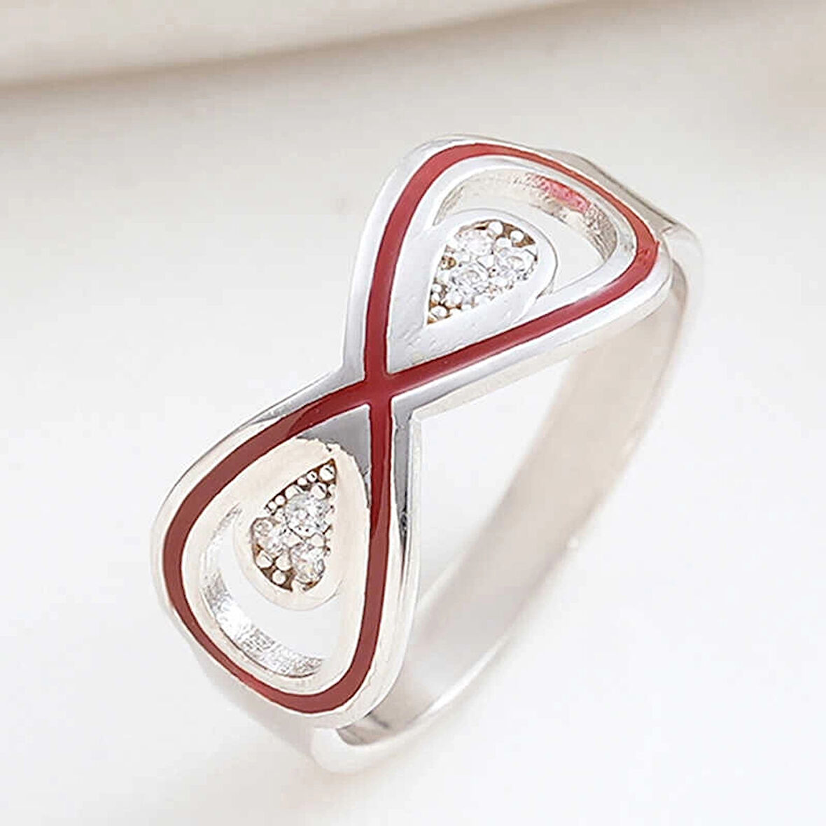 Supertrend Gümüş Zirkon Taşlı Sonsuzluk Kadın Yüzük