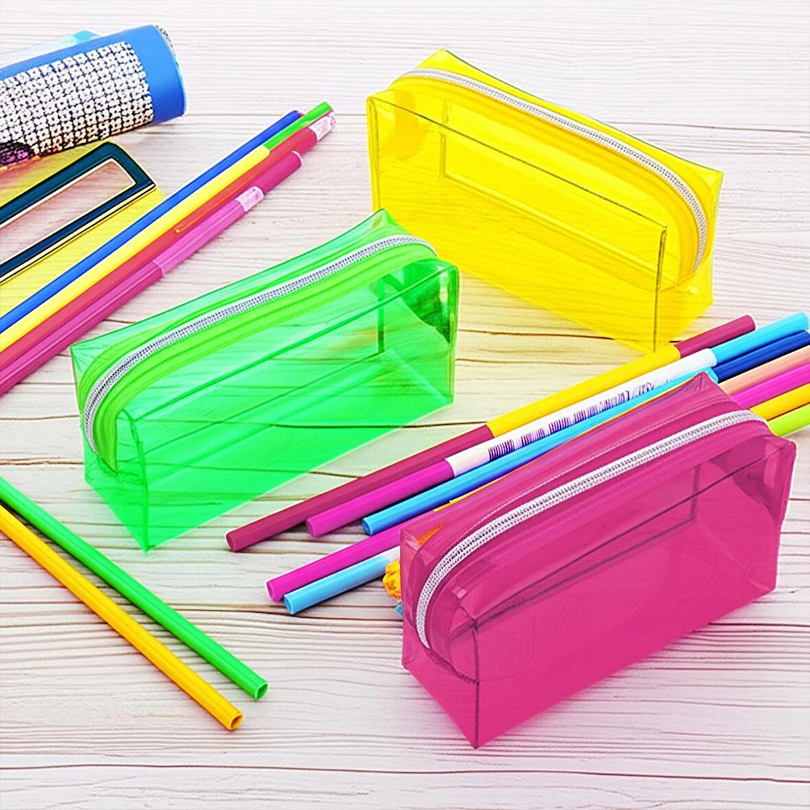 Büyük Boy Şeffaf Kalem Kutusu