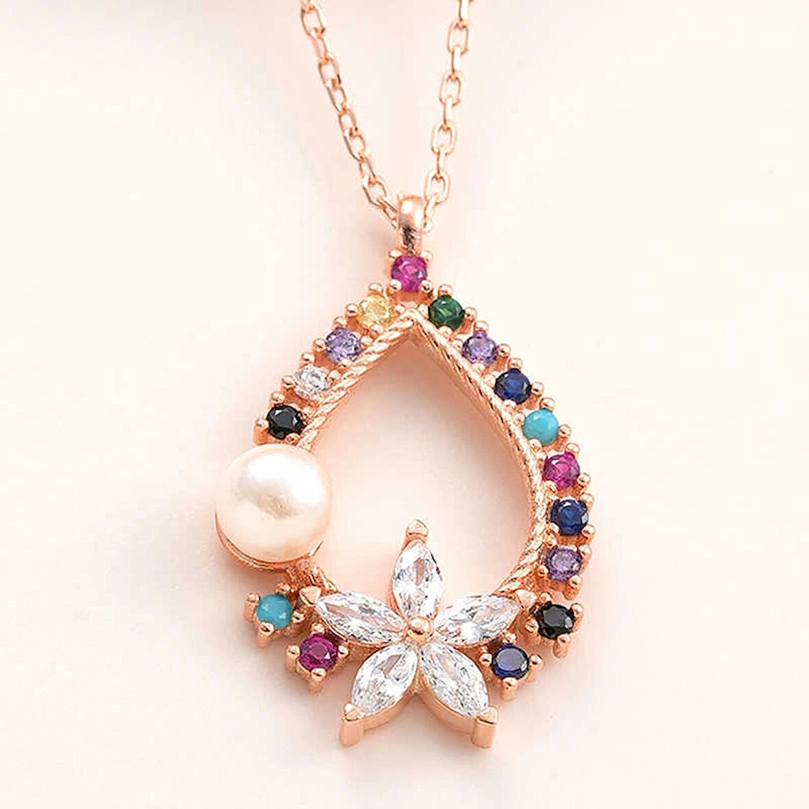 Supertrend Gümüş Rose Renkli Taşlı Çiçekli Kadın Kolye