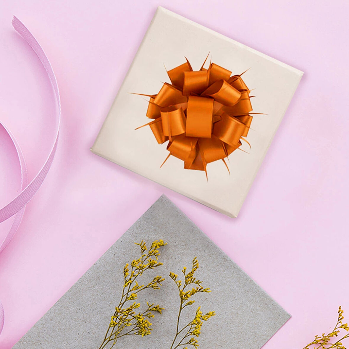 Karışık Renkli Plain Ponpon Hediye Paketi Süsü