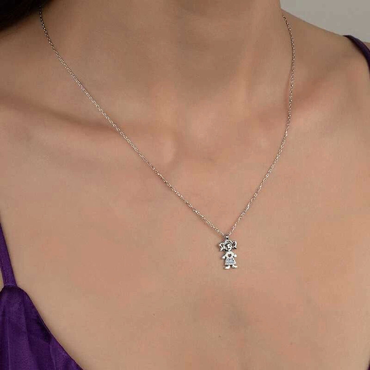 Supertrend ' Taşlı Gümüş Kız Çocuk Kadın Kolye