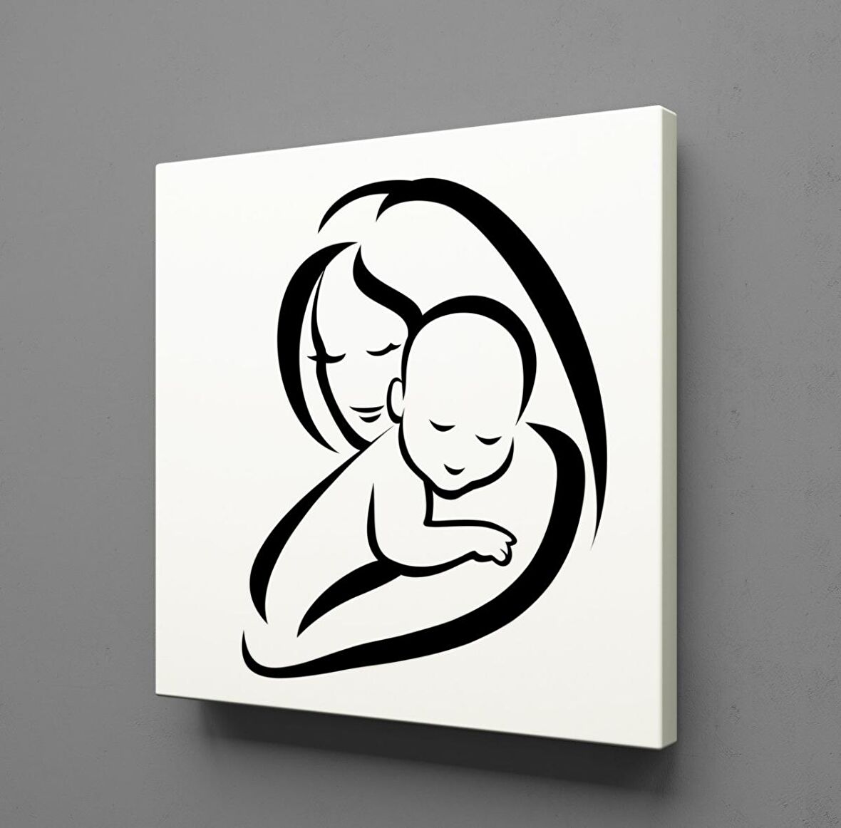 BEBEĞİNE SARILAN ANNE