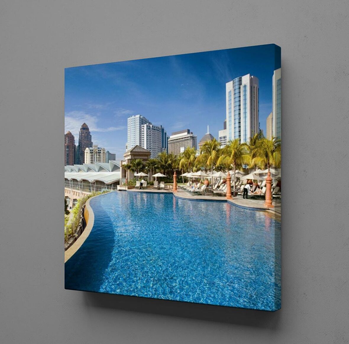 AKARSU MANZARALI ŞEHİR