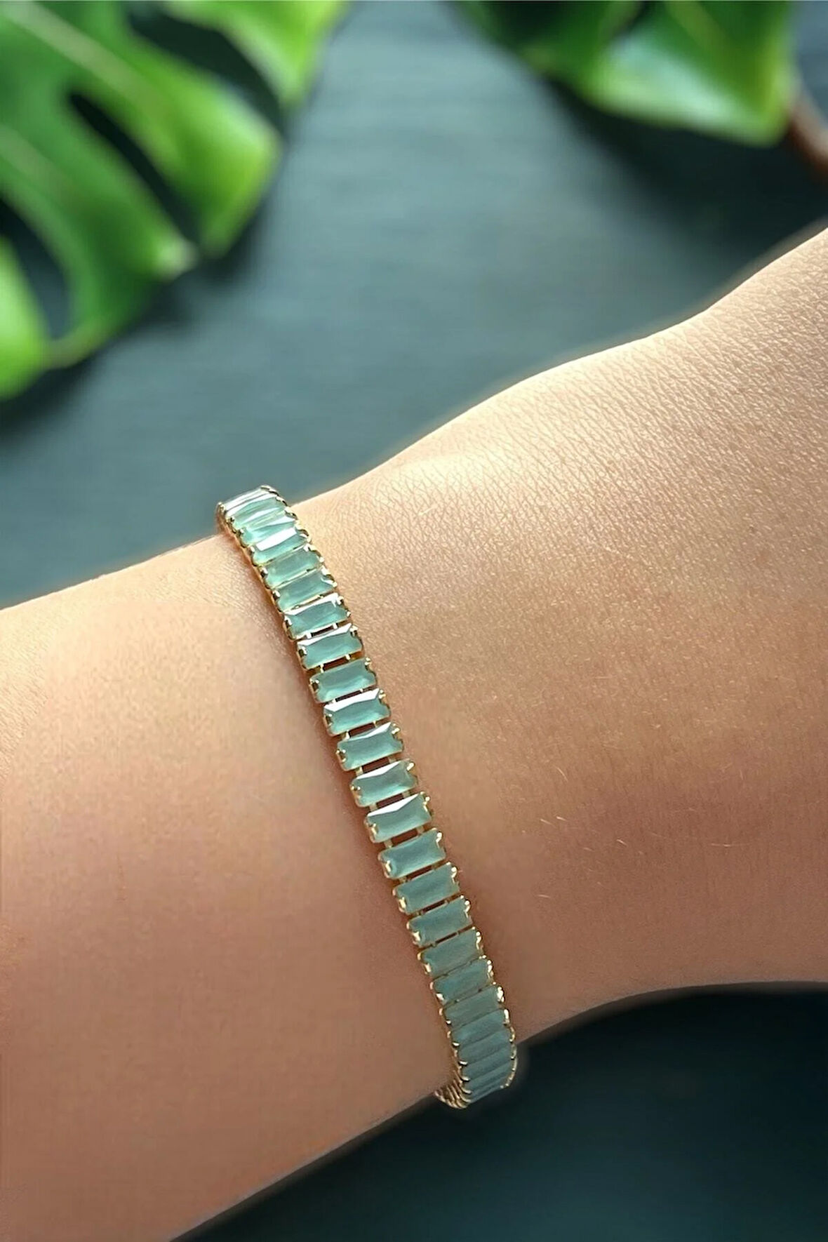 Opak Mavi Zirkon Taşlı Baget Model Su Yolu Gold Bileklik