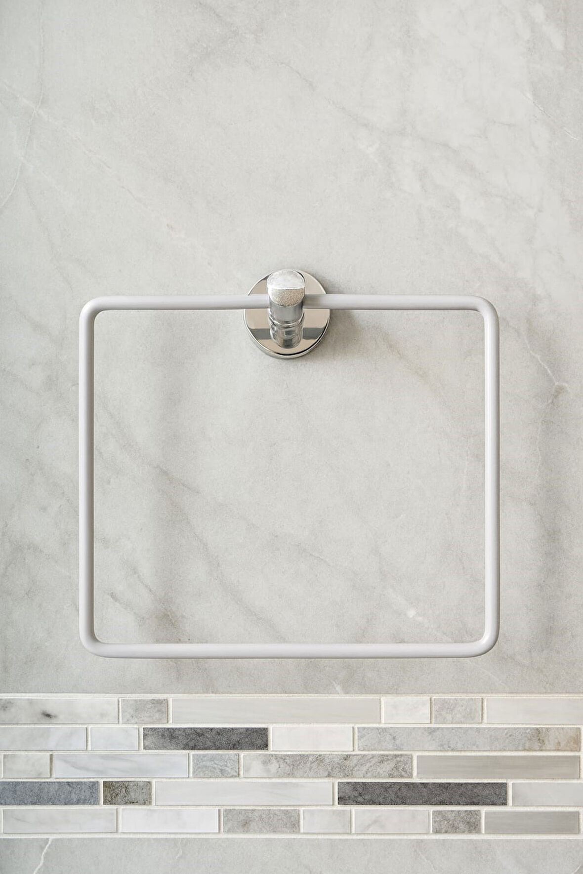 Banyo Havluluğu Duvara Sabitlemeli  Askılı Havluluk