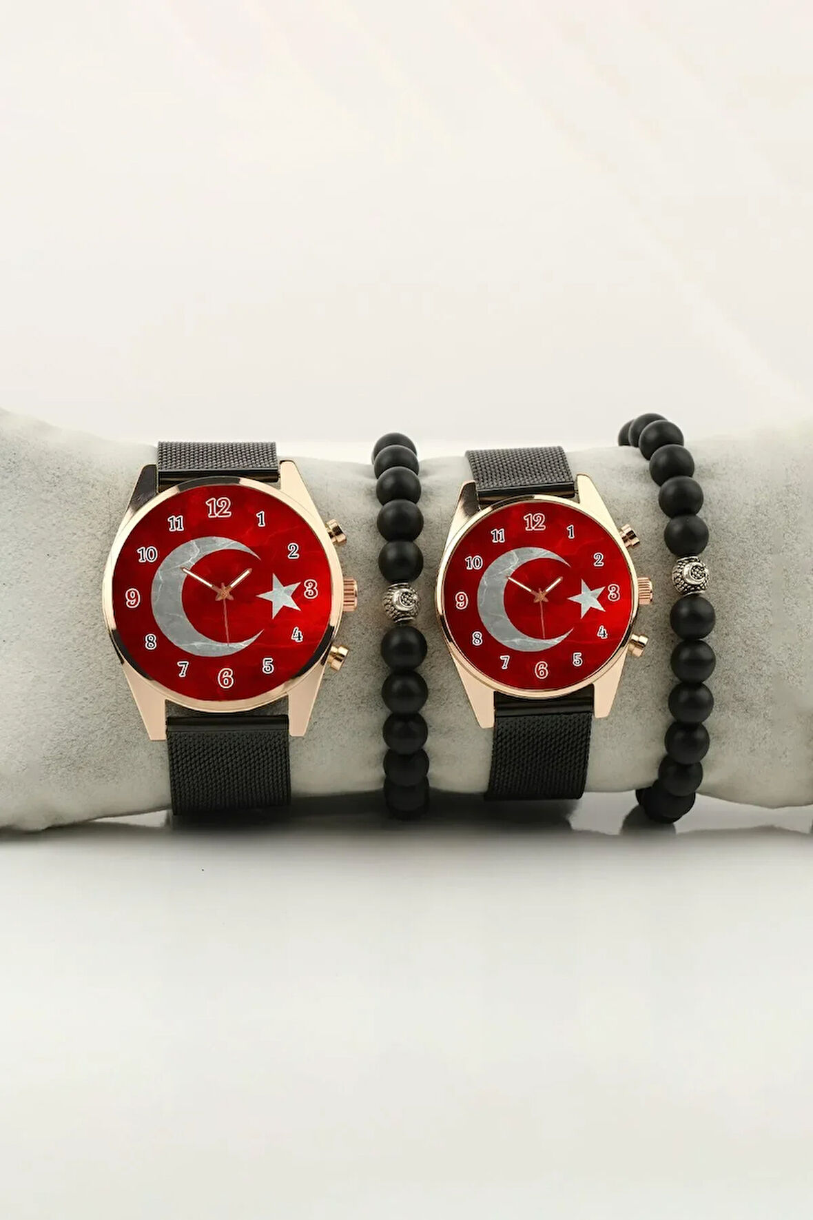 Türk Bayrağı Ayyıldız Gold Çerçeve Tasarım Gold Kasa Çift Kol Saati Set Bileklik Hediye