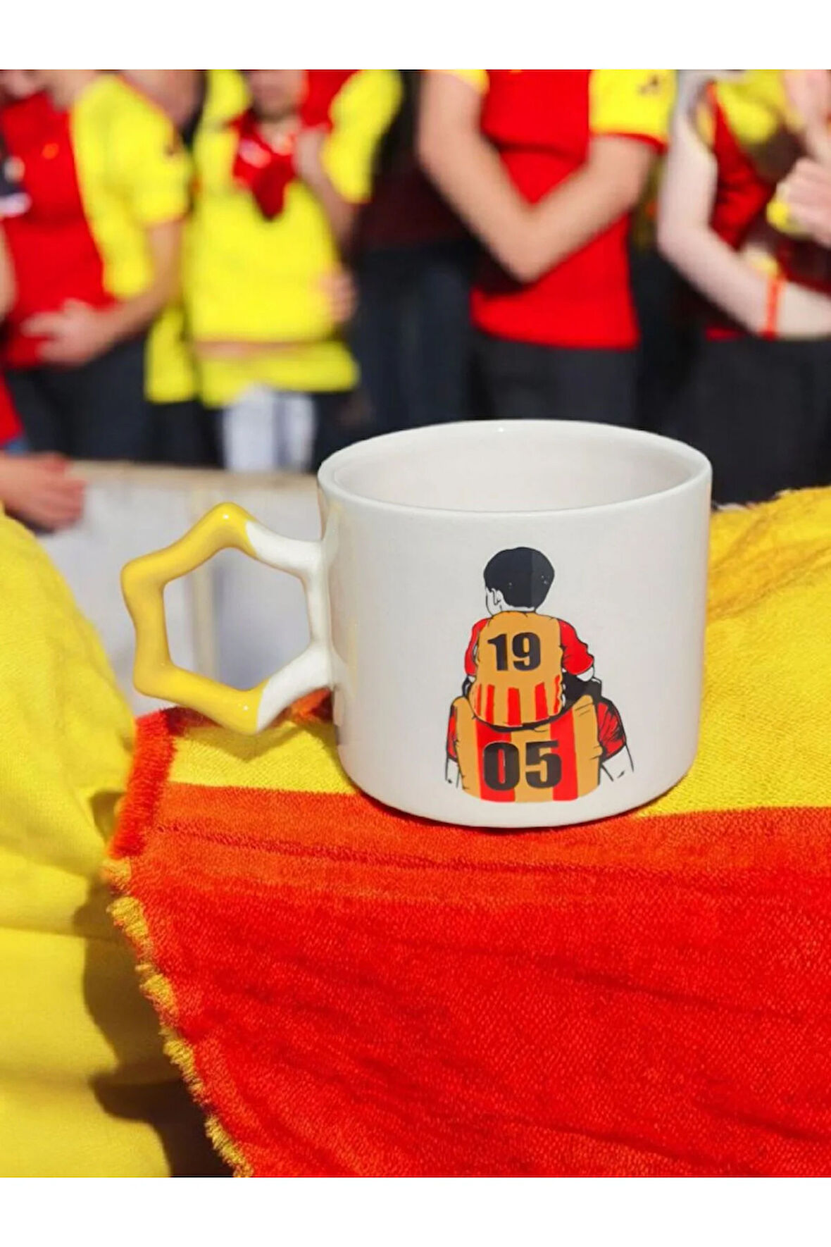 Taraftar Baba Oğul Sarı Kırmızı Yıldız Kulplu El Yapımı Seramik Mug Kupa Çay Cappuccino Fincanı
