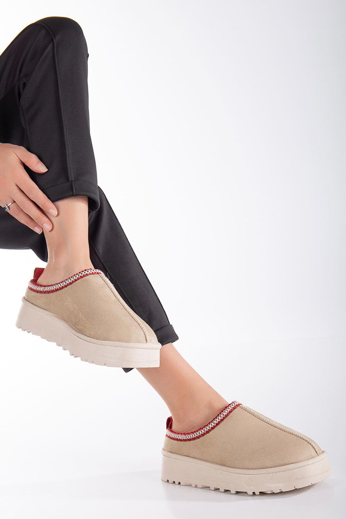Stella Ugg Terlik Bej