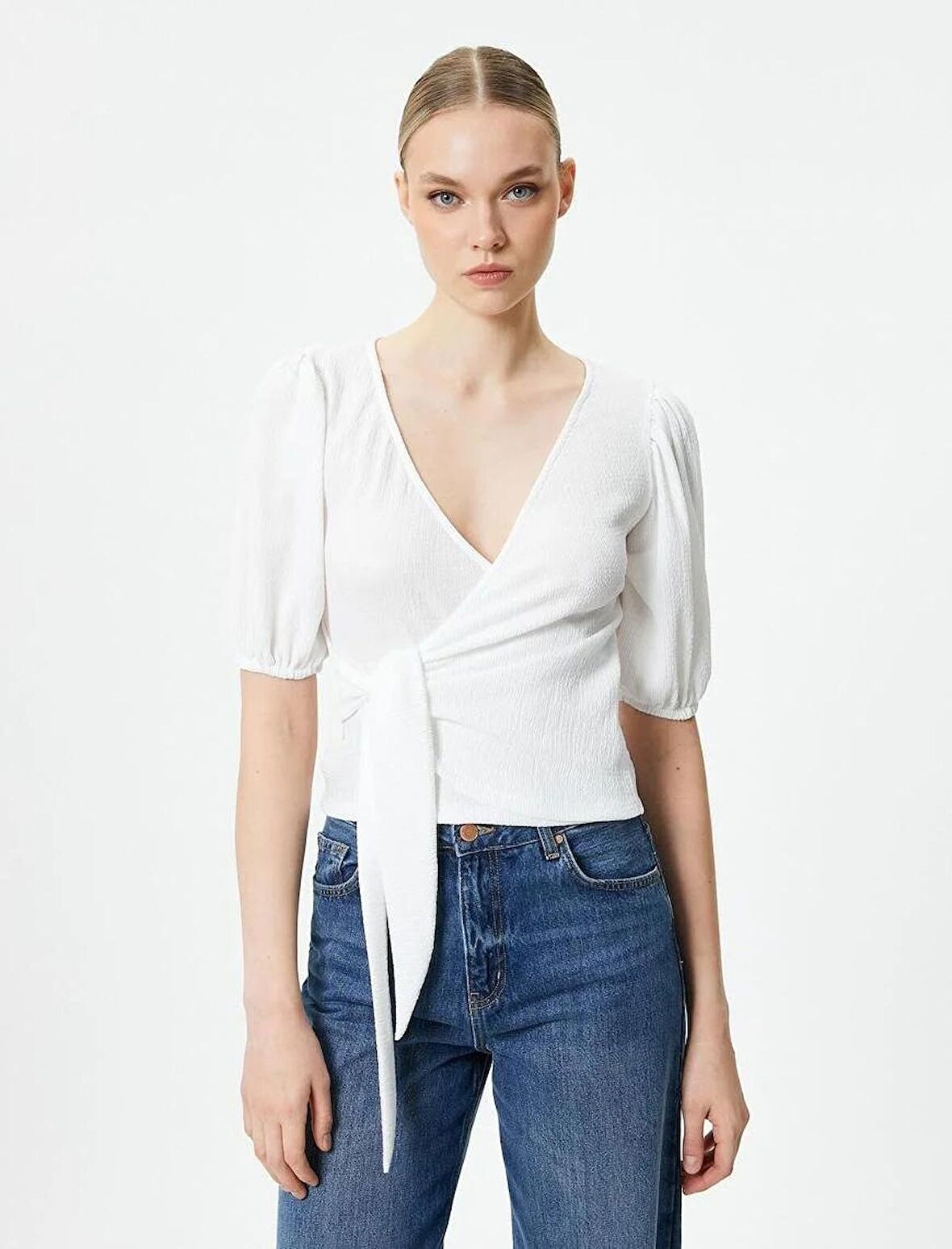 Balon Kollu Tişört V Yaka Bağlama Detaylı 4SAK50028EK