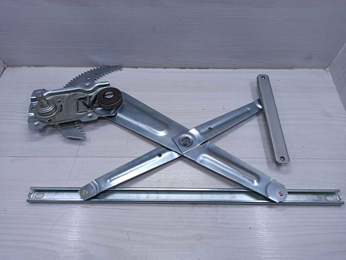 Suzuki Carry SK410 Cam Kirkosu Sağ