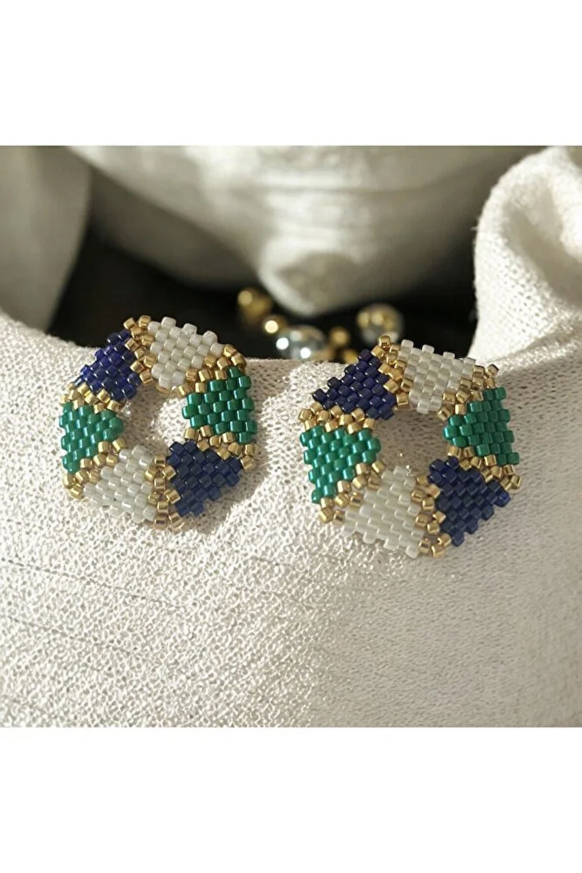 Lacivert, Yeşil, Krem, Altıgen, Çivili Küpe