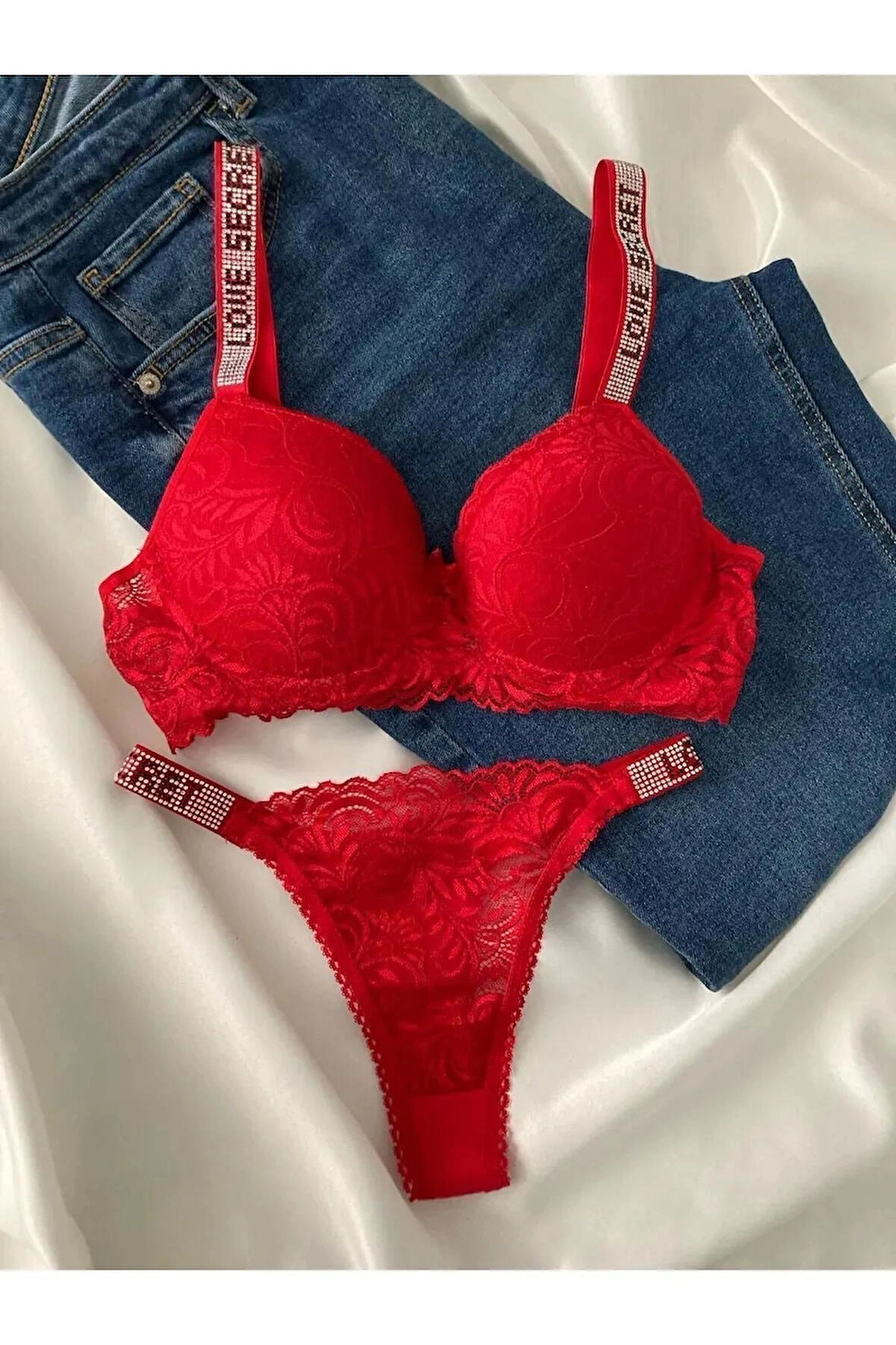 Kadın Kırmızı Dantelli Taşlı Balenli Destekli Dolgulu Push Up Sütyen Takımı Iç Çamaşırı Takımı