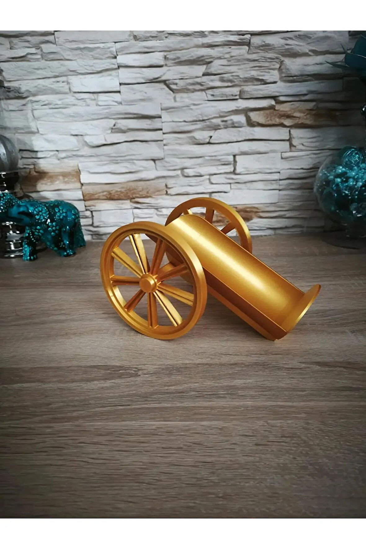 Just3dprintings Top Gülle Şeklinde Şarap Şişesi Standı