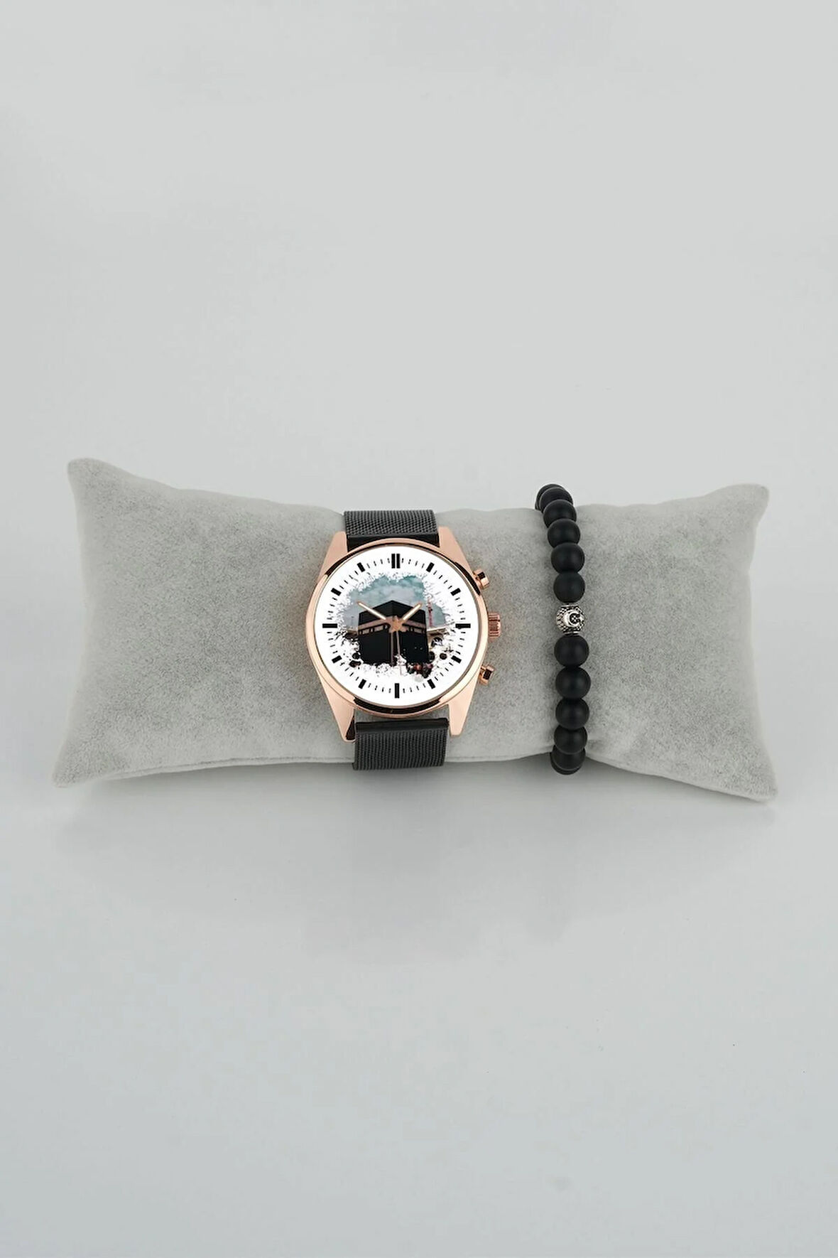 Kabe Resimli Sade Tasarım Beyaz Fon Erkek Kol Saati Bileklik Hediye