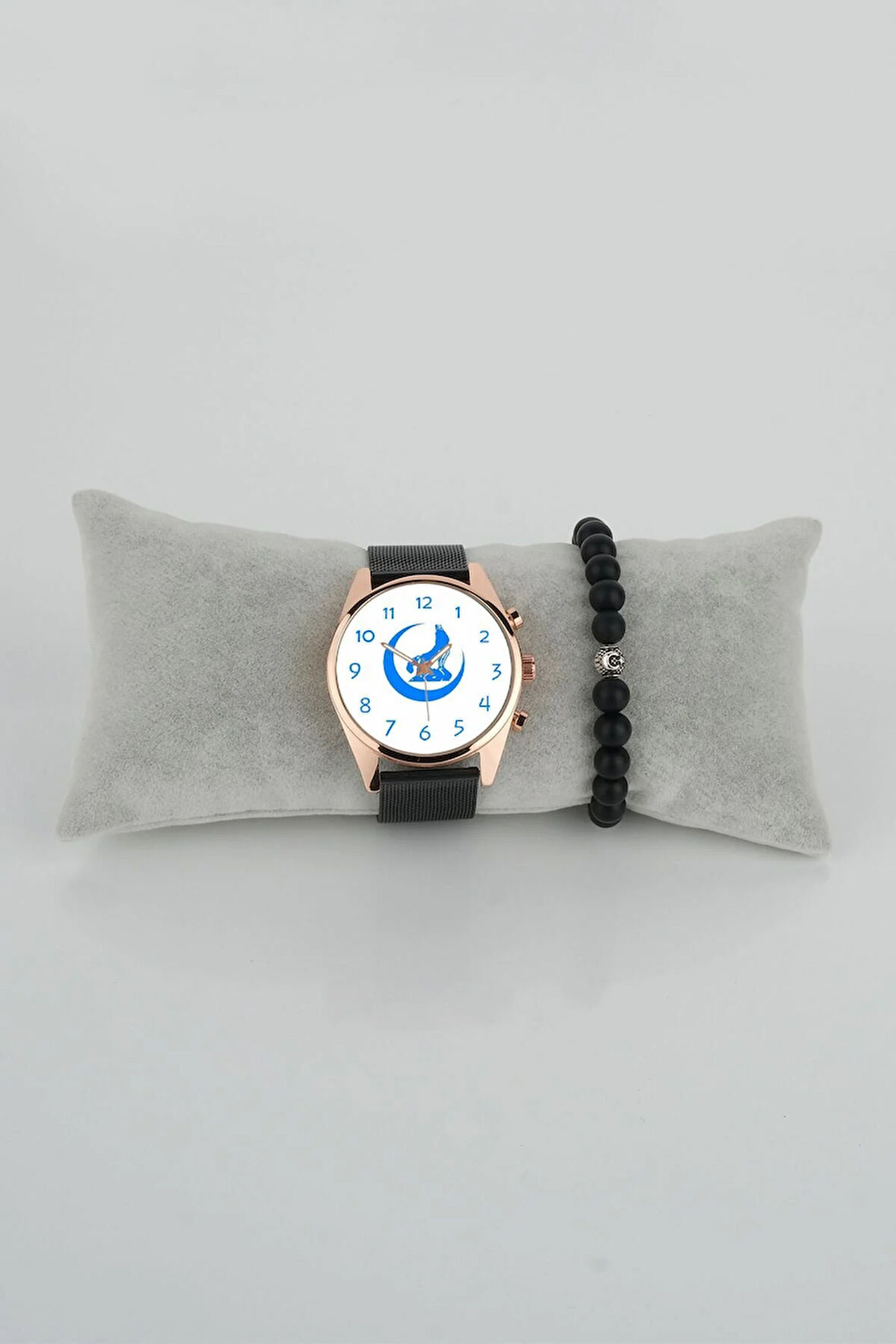 Hilal Bozkurt Uluyan Kurt Tasarım Mavi Yazı Beyaz Fon Erkek Kol Saati Bileklik Hediye