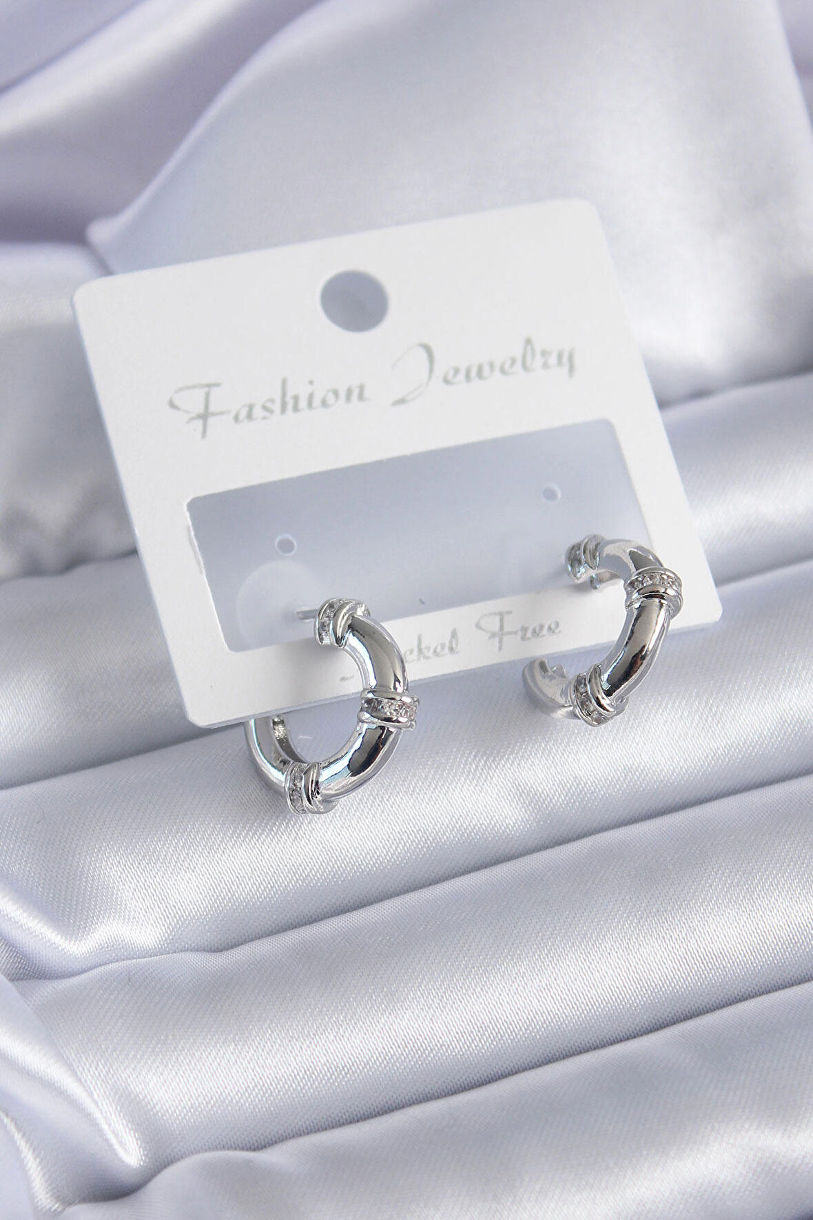 STİLLOVE Gümüş Renk Zirkon Taşlı Halka Model Pirinç Kadın Küpe