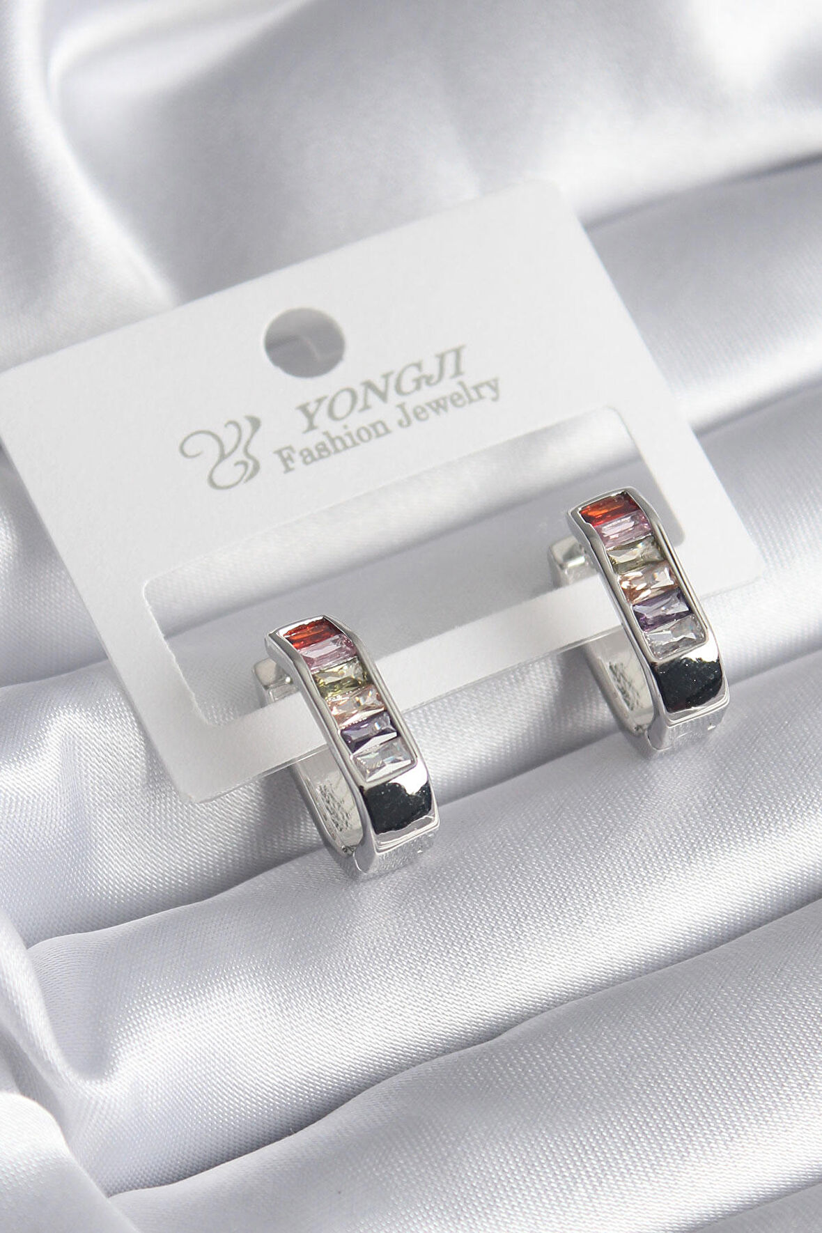 STİLLOVE Pirinç Gümüş Renk Renkli Zirkon Taşlı Kadın Küpe