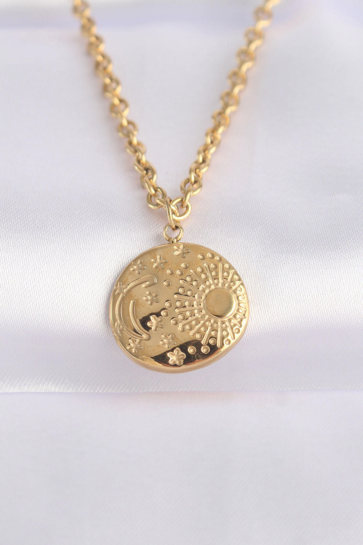 STİLLOVE 316L Çelik Zincir Altın Renk Oval Desenli Kolye