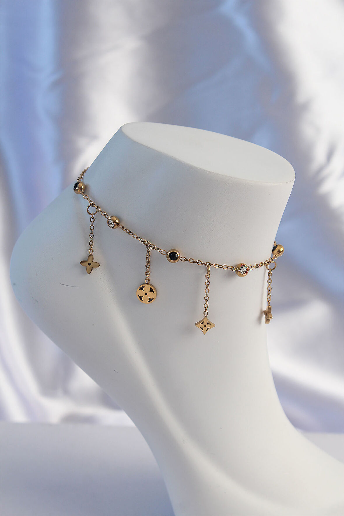 STİLLOVE 316L Çelik Gold Renk Zirkon Taşlı Sallantılı Yonca Model Halhal