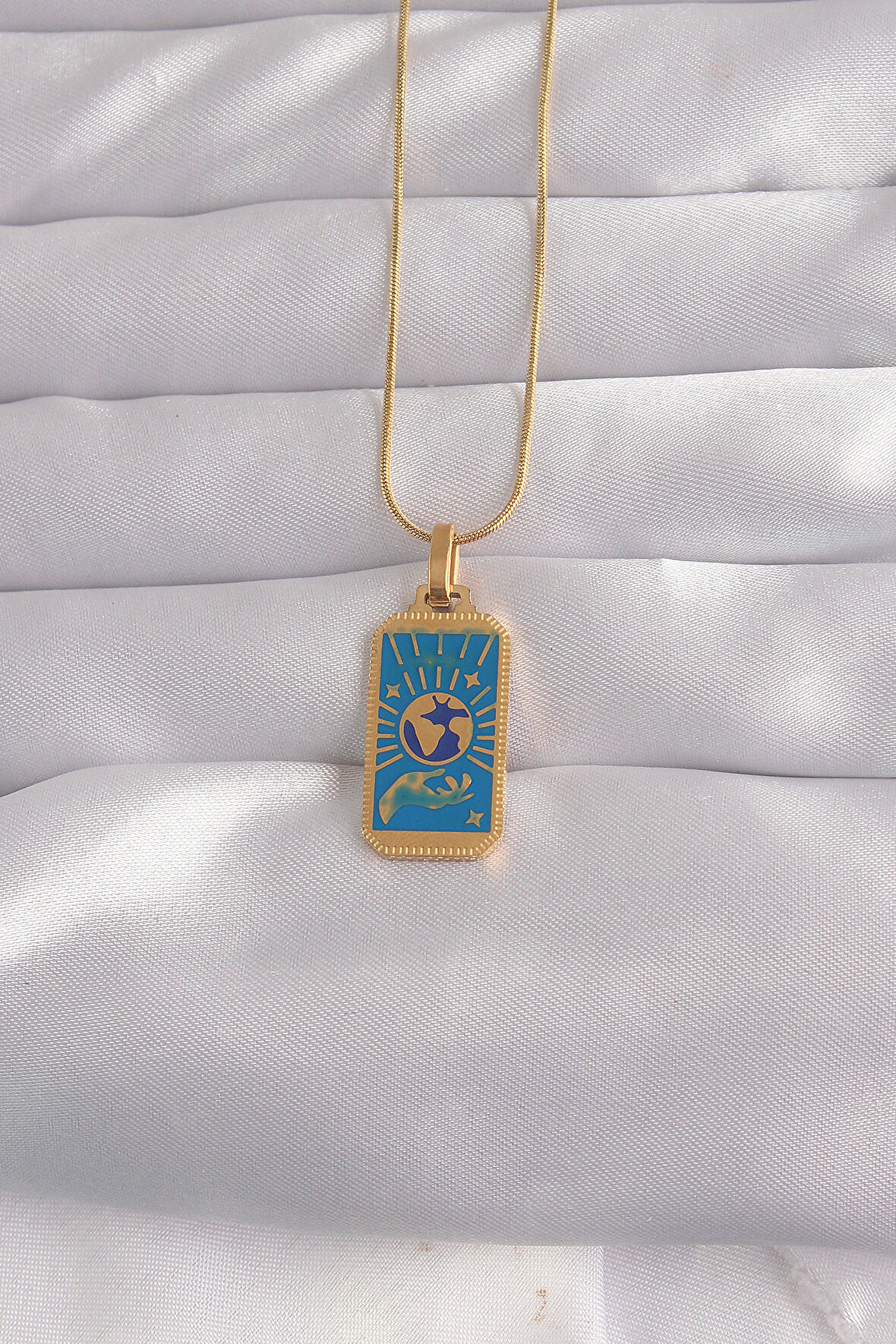 STİLLOVE 316L Çelik Gold Renk Mavi Mineli El Figür Tarot Kolye