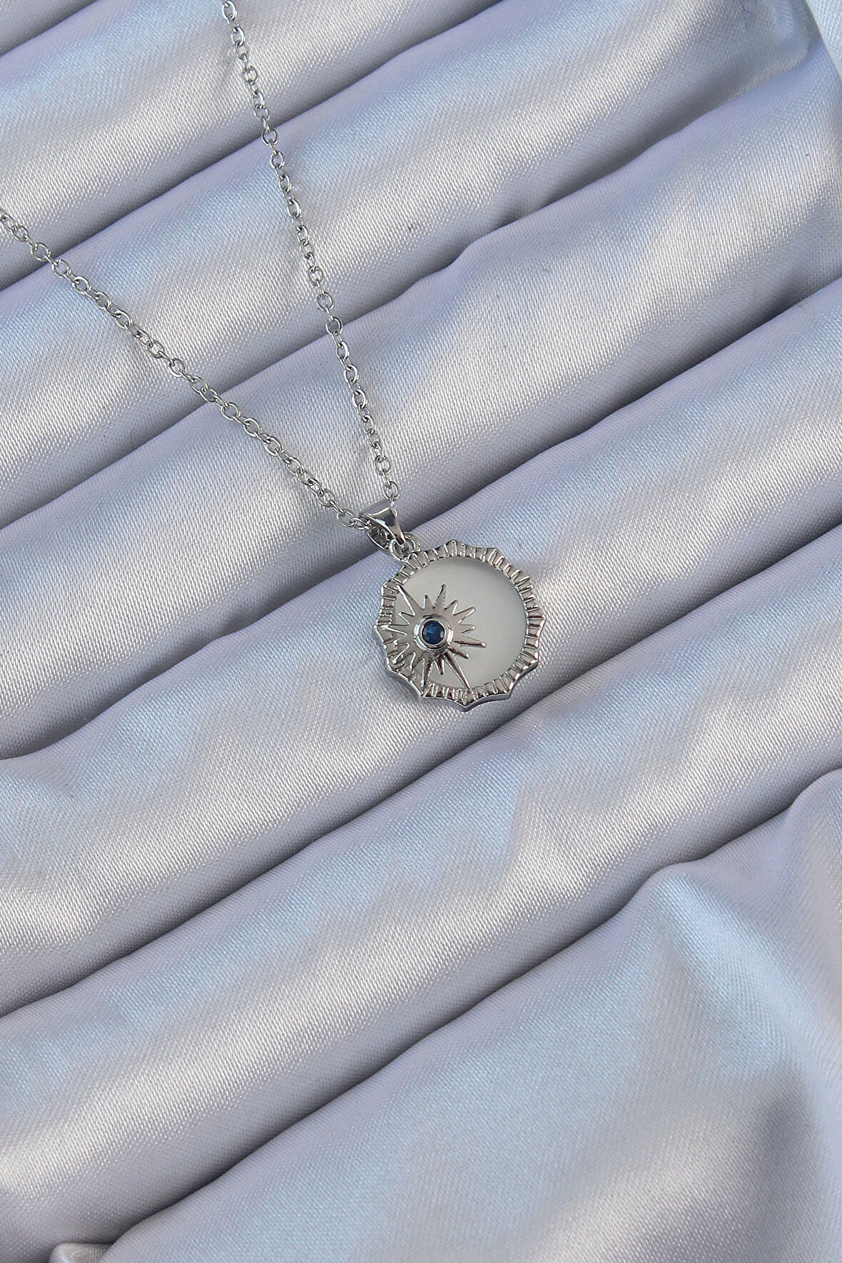 STİLLOVE 316L Çelik Gümüş Renk Zirkon Taşlı Mineli Kutup Yıldızı Kolye