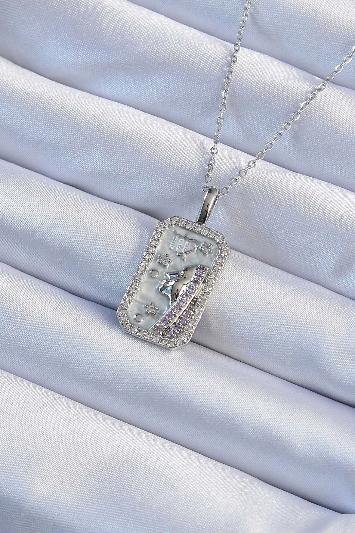 STİLLOVE 316L Çelik Zincir Gümüş Renk Zirkon Taşlı Yüz Figürlü Tarot Kolye