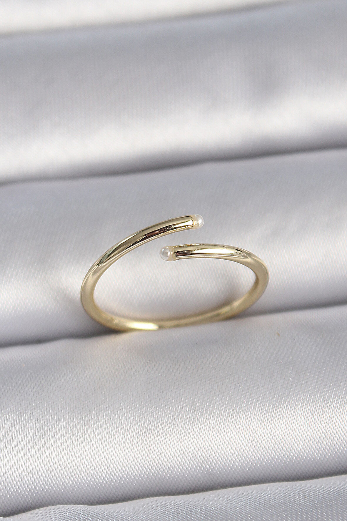STİLLOVE Pirinç Gold Renk Ayarlanabilir İnci Detay Kadın Yüzük