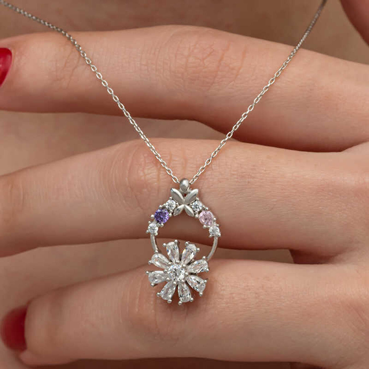 STİLLOVE Gümüş Beyaz Dönen Çiçek Kadın Kolye